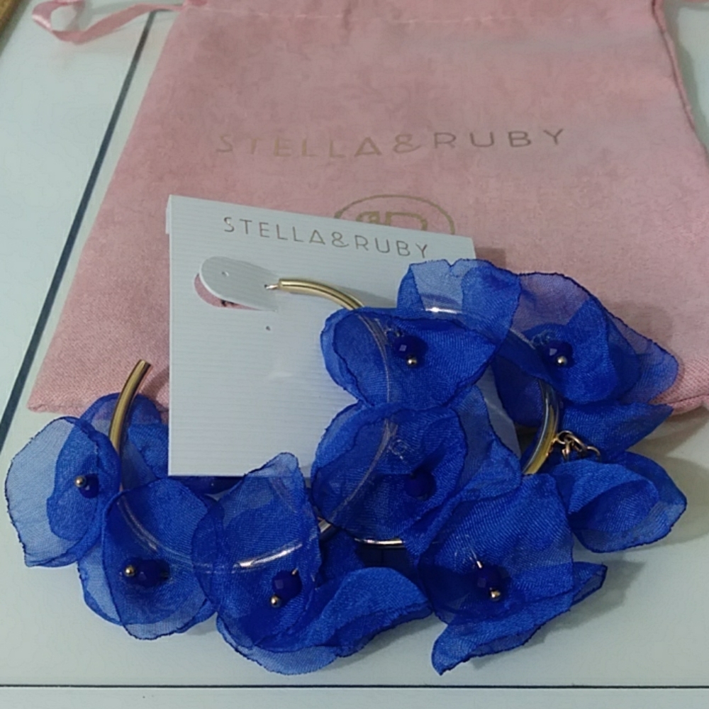 - - Stella & ruby earring - Picture 4 of 5